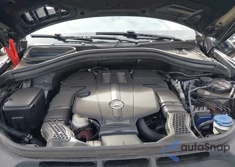 2017 Mercedes-Benz Gls 450 4Matic z USA, uszkodzony, nr VIN 4JGDF6EE4HA937149